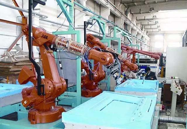 還在&ldquo;佛系&rdquo;手工噴涂？&ldquo;仙系&rdquo;手把手示教機器人已經(jīng)駕臨！-3