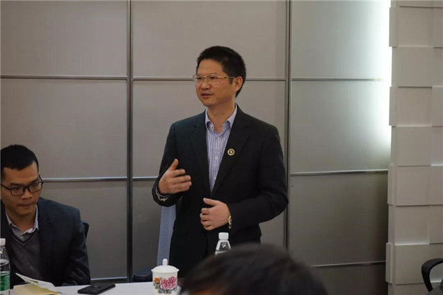 南部地區(qū)不飽和樹脂生產(chǎn)企業(yè)座談會在廣東博皓圓滿舉行，廣東博皓董事長賴厚平先生作了發(fā)言