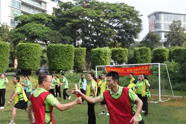 運(yùn)動(dòng)與激情碰撞，健康與快樂(lè)共享&mdash;廣東博皓第六屆運(yùn)動(dòng)會(huì)   -傳統(tǒng)接力賽