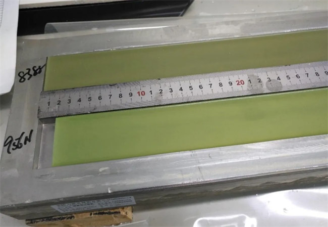 AOC力聯(lián)思Synolite新麗材樹(shù)脂與常規(guī)樹(shù)脂的線收縮對(duì)比效果